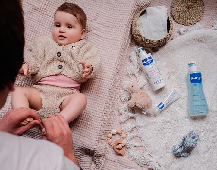 Change Bébé : Soins Pour les Fesses Du Nourrisson Et Bébé | Mustela