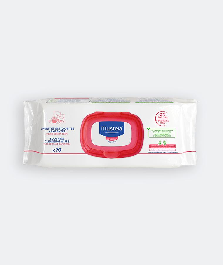 Soothing cleansing wipes for babies with very sensitive skin