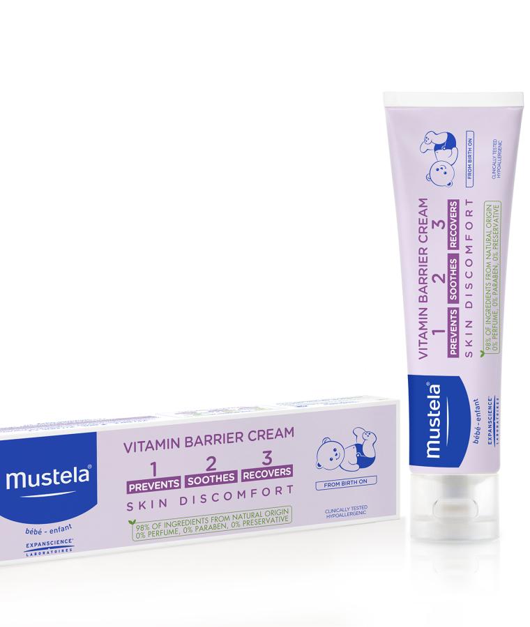 Mustela Liniment 750ml, gently cleanses the skin delicate baby seat leaves  a protective film on the skin